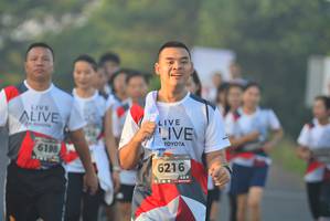 BIB: 6198, 6216
                            <button type="button" onclick="openModal(6415921)" class="btn btn-primary btn-sm float-right btn-popup" data-toggle="modal" data-target=".modal-high-quality">
                        <i class="fas fa-shopping-cart"></i> Add to Cart
                    </button>
                                            <button type="button" onclick="isThisMe(6415921, true)" class="btn btn-success btn-sm float-right btn-popup btn-isme hidden" data-toggle="tooltip" data-placement="bottom" title="นี่คือรูปของคุณใช่ไหม คลิกที่นี่เพื่อเอาเข้าอัลบั้ม">
                        <i class="fas fa-plus"></i> Add to album
                    </button>
                    <button type="button" onclick="isThisMe(6415921, false)" class="btn btn-warning btn-sm float-right btn-popup btn-isnotme hidden">
                        <i class="fas fa-ban"></i> Remove from album
                    </button>