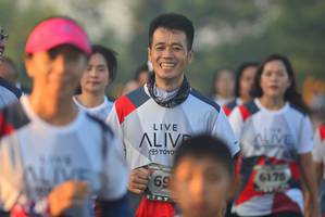 BIB: 617
                            <button type="button" onclick="openModal(6413230)" class="btn btn-primary btn-sm float-right btn-popup" data-toggle="modal" data-target=".modal-high-quality">
                        <i class="fas fa-shopping-cart"></i> Add to Cart
                    </button>
                                            <button type="button" onclick="isThisMe(6413230, true)" class="btn btn-success btn-sm float-right btn-popup btn-isme hidden" data-toggle="tooltip" data-placement="bottom" title="นี่คือรูปของคุณใช่ไหม คลิกที่นี่เพื่อเอาเข้าอัลบั้ม">
                        <i class="fas fa-plus"></i> Add to album
                    </button>
                    <button type="button" onclick="isThisMe(6413230, false)" class="btn btn-warning btn-sm float-right btn-popup btn-isnotme hidden">
                        <i class="fas fa-ban"></i> Remove from album
                    </button>