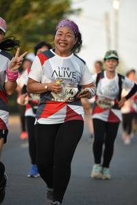 BIB: 670
                            <button type="button" onclick="openModal(6384760)" class="btn btn-primary btn-sm float-right btn-popup" data-toggle="modal" data-target=".modal-high-quality">
                        <i class="fas fa-shopping-cart"></i> Add to Cart
                    </button>
                                            <button type="button" onclick="isThisMe(6384760, true)" class="btn btn-success btn-sm float-right btn-popup btn-isme hidden" data-toggle="tooltip" data-placement="bottom" title="นี่คือรูปของคุณใช่ไหม คลิกที่นี่เพื่อเอาเข้าอัลบั้ม">
                        <i class="fas fa-plus"></i> Add to album
                    </button>
                    <button type="button" onclick="isThisMe(6384760, false)" class="btn btn-warning btn-sm float-right btn-popup btn-isnotme hidden">
                        <i class="fas fa-ban"></i> Remove from album
                    </button>