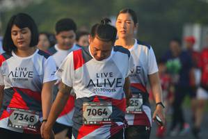 BIB: 7064, 7346
                            <button type="button" onclick="openModal(6414117)" class="btn btn-primary btn-sm float-right btn-popup" data-toggle="modal" data-target=".modal-high-quality">
                        <i class="fas fa-shopping-cart"></i> Add to Cart
                    </button>
                                            <button type="button" onclick="isThisMe(6414117, true)" class="btn btn-success btn-sm float-right btn-popup btn-isme hidden" data-toggle="tooltip" data-placement="bottom" title="นี่คือรูปของคุณใช่ไหม คลิกที่นี่เพื่อเอาเข้าอัลบั้ม">
                        <i class="fas fa-plus"></i> Add to album
                    </button>
                    <button type="button" onclick="isThisMe(6414117, false)" class="btn btn-warning btn-sm float-right btn-popup btn-isnotme hidden">
                        <i class="fas fa-ban"></i> Remove from album
                    </button>