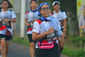 BIB: 3100
                            <button type="button" onclick="openModal(6403704)" class="btn btn-primary btn-sm float-right btn-popup" data-toggle="modal" data-target=".modal-high-quality">
                        <i class="fas fa-shopping-cart"></i> Add to Cart
                    </button>
                                            <button type="button" onclick="isThisMe(6403704, true)" class="btn btn-success btn-sm float-right btn-popup btn-isme hidden" data-toggle="tooltip" data-placement="bottom" title="นี่คือรูปของคุณใช่ไหม คลิกที่นี่เพื่อเอาเข้าอัลบั้ม">
                        <i class="fas fa-plus"></i> Add to album
                    </button>
                    <button type="button" onclick="isThisMe(6403704, false)" class="btn btn-warning btn-sm float-right btn-popup btn-isnotme hidden">
                        <i class="fas fa-ban"></i> Remove from album
                    </button>