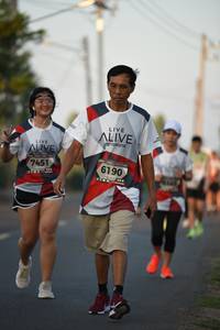 BIB: 7451, 6190
                            <button type="button" onclick="openModal(6382559)" class="btn btn-primary btn-sm float-right btn-popup" data-toggle="modal" data-target=".modal-high-quality">
                        <i class="fas fa-shopping-cart"></i> Add to Cart
                    </button>
                                            <button type="button" onclick="isThisMe(6382559, true)" class="btn btn-success btn-sm float-right btn-popup btn-isme hidden" data-toggle="tooltip" data-placement="bottom" title="นี่คือรูปของคุณใช่ไหม คลิกที่นี่เพื่อเอาเข้าอัลบั้ม">
                        <i class="fas fa-plus"></i> Add to album
                    </button>
                    <button type="button" onclick="isThisMe(6382559, false)" class="btn btn-warning btn-sm float-right btn-popup btn-isnotme hidden">
                        <i class="fas fa-ban"></i> Remove from album
                    </button>