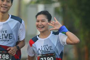 BIB: 708, 2190
                            <button type="button" onclick="openModal(6412481)" class="btn btn-primary btn-sm float-right btn-popup" data-toggle="modal" data-target=".modal-high-quality">
                        <i class="fas fa-shopping-cart"></i> Add to Cart
                    </button>
                                            <button type="button" onclick="isThisMe(6412481, true)" class="btn btn-success btn-sm float-right btn-popup btn-isme hidden" data-toggle="tooltip" data-placement="bottom" title="นี่คือรูปของคุณใช่ไหม คลิกที่นี่เพื่อเอาเข้าอัลบั้ม">
                        <i class="fas fa-plus"></i> Add to album
                    </button>
                    <button type="button" onclick="isThisMe(6412481, false)" class="btn btn-warning btn-sm float-right btn-popup btn-isnotme hidden">
                        <i class="fas fa-ban"></i> Remove from album
                    </button>