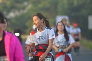 BIB: 638
                            <button type="button" onclick="openModal(6416833)" class="btn btn-primary btn-sm float-right btn-popup" data-toggle="modal" data-target=".modal-high-quality">
                        <i class="fas fa-shopping-cart"></i> Add to Cart
                    </button>
                                            <button type="button" onclick="isThisMe(6416833, true)" class="btn btn-success btn-sm float-right btn-popup btn-isme hidden" data-toggle="tooltip" data-placement="bottom" title="นี่คือรูปของคุณใช่ไหม คลิกที่นี่เพื่อเอาเข้าอัลบั้ม">
                        <i class="fas fa-plus"></i> Add to album
                    </button>
                    <button type="button" onclick="isThisMe(6416833, false)" class="btn btn-warning btn-sm float-right btn-popup btn-isnotme hidden">
                        <i class="fas fa-ban"></i> Remove from album
                    </button>