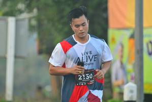 BIB: 2130
                            <button type="button" onclick="openModal(6404239)" class="btn btn-primary btn-sm float-right btn-popup" data-toggle="modal" data-target=".modal-high-quality">
                        <i class="fas fa-shopping-cart"></i> Add to Cart
                    </button>
                                            <button type="button" onclick="isThisMe(6404239, true)" class="btn btn-success btn-sm float-right btn-popup btn-isme hidden" data-toggle="tooltip" data-placement="bottom" title="นี่คือรูปของคุณใช่ไหม คลิกที่นี่เพื่อเอาเข้าอัลบั้ม">
                        <i class="fas fa-plus"></i> Add to album
                    </button>
                    <button type="button" onclick="isThisMe(6404239, false)" class="btn btn-warning btn-sm float-right btn-popup btn-isnotme hidden">
                        <i class="fas fa-ban"></i> Remove from album
                    </button>