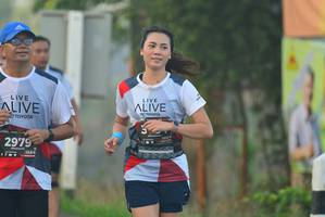 BIB: 1245, 2979, 124
                            <button type="button" onclick="openModal(6411991)" class="btn btn-primary btn-sm float-right btn-popup" data-toggle="modal" data-target=".modal-high-quality">
                        <i class="fas fa-shopping-cart"></i> Add to Cart
                    </button>
                                            <button type="button" onclick="isThisMe(6411991, true)" class="btn btn-success btn-sm float-right btn-popup btn-isme hidden" data-toggle="tooltip" data-placement="bottom" title="นี่คือรูปของคุณใช่ไหม คลิกที่นี่เพื่อเอาเข้าอัลบั้ม">
                        <i class="fas fa-plus"></i> Add to album
                    </button>
                    <button type="button" onclick="isThisMe(6411991, false)" class="btn btn-warning btn-sm float-right btn-popup btn-isnotme hidden">
                        <i class="fas fa-ban"></i> Remove from album
                    </button>