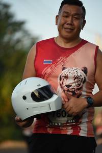 BIB: 760
                            <button type="button" onclick="openModal(6385217)" class="btn btn-primary btn-sm float-right btn-popup" data-toggle="modal" data-target=".modal-high-quality">
                        <i class="fas fa-shopping-cart"></i> Add to Cart
                    </button>
                                            <button type="button" onclick="isThisMe(6385217, true)" class="btn btn-success btn-sm float-right btn-popup btn-isme hidden" data-toggle="tooltip" data-placement="bottom" title="นี่คือรูปของคุณใช่ไหม คลิกที่นี่เพื่อเอาเข้าอัลบั้ม">
                        <i class="fas fa-plus"></i> Add to album
                    </button>
                    <button type="button" onclick="isThisMe(6385217, false)" class="btn btn-warning btn-sm float-right btn-popup btn-isnotme hidden">
                        <i class="fas fa-ban"></i> Remove from album
                    </button>