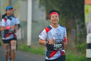 BIB: 3607, 128
                            <button type="button" onclick="openModal(6403074)" class="btn btn-primary btn-sm float-right btn-popup" data-toggle="modal" data-target=".modal-high-quality">
                        <i class="fas fa-shopping-cart"></i> Add to Cart
                    </button>
                                            <button type="button" onclick="isThisMe(6403074, true)" class="btn btn-success btn-sm float-right btn-popup btn-isme hidden" data-toggle="tooltip" data-placement="bottom" title="นี่คือรูปของคุณใช่ไหม คลิกที่นี่เพื่อเอาเข้าอัลบั้ม">
                        <i class="fas fa-plus"></i> Add to album
                    </button>
                    <button type="button" onclick="isThisMe(6403074, false)" class="btn btn-warning btn-sm float-right btn-popup btn-isnotme hidden">
                        <i class="fas fa-ban"></i> Remove from album
                    </button>