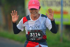 BIB: 219, 3114, 128
                            <button type="button" onclick="openModal(6403348)" class="btn btn-primary btn-sm float-right btn-popup" data-toggle="modal" data-target=".modal-high-quality">
                        <i class="fas fa-shopping-cart"></i> Add to Cart
                    </button>
                                            <button type="button" onclick="isThisMe(6403348, true)" class="btn btn-success btn-sm float-right btn-popup btn-isme hidden" data-toggle="tooltip" data-placement="bottom" title="นี่คือรูปของคุณใช่ไหม คลิกที่นี่เพื่อเอาเข้าอัลบั้ม">
                        <i class="fas fa-plus"></i> Add to album
                    </button>
                    <button type="button" onclick="isThisMe(6403348, false)" class="btn btn-warning btn-sm float-right btn-popup btn-isnotme hidden">
                        <i class="fas fa-ban"></i> Remove from album
                    </button>