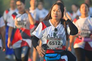 BIB: 6512
                            <button type="button" onclick="openModal(6416231)" class="btn btn-primary btn-sm float-right btn-popup" data-toggle="modal" data-target=".modal-high-quality">
                        <i class="fas fa-shopping-cart"></i> Add to Cart
                    </button>
                                            <button type="button" onclick="isThisMe(6416231, true)" class="btn btn-success btn-sm float-right btn-popup btn-isme hidden" data-toggle="tooltip" data-placement="bottom" title="นี่คือรูปของคุณใช่ไหม คลิกที่นี่เพื่อเอาเข้าอัลบั้ม">
                        <i class="fas fa-plus"></i> Add to album
                    </button>
                    <button type="button" onclick="isThisMe(6416231, false)" class="btn btn-warning btn-sm float-right btn-popup btn-isnotme hidden">
                        <i class="fas fa-ban"></i> Remove from album
                    </button>