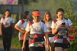 BIB: 6979, 7479
                            <button type="button" onclick="openModal(6404481)" class="btn btn-primary btn-sm float-right btn-popup" data-toggle="modal" data-target=".modal-high-quality">
                        <i class="fas fa-shopping-cart"></i> Add to Cart
                    </button>
                                            <button type="button" onclick="isThisMe(6404481, true)" class="btn btn-success btn-sm float-right btn-popup btn-isme hidden" data-toggle="tooltip" data-placement="bottom" title="นี่คือรูปของคุณใช่ไหม คลิกที่นี่เพื่อเอาเข้าอัลบั้ม">
                        <i class="fas fa-plus"></i> Add to album
                    </button>
                    <button type="button" onclick="isThisMe(6404481, false)" class="btn btn-warning btn-sm float-right btn-popup btn-isnotme hidden">
                        <i class="fas fa-ban"></i> Remove from album
                    </button>