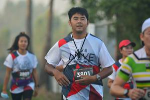 BIB: 280, 3801
                            <button type="button" onclick="openModal(6411736)" class="btn btn-primary btn-sm float-right btn-popup" data-toggle="modal" data-target=".modal-high-quality">
                        <i class="fas fa-shopping-cart"></i> Add to Cart
                    </button>
                                            <button type="button" onclick="isThisMe(6411736, true)" class="btn btn-success btn-sm float-right btn-popup btn-isme hidden" data-toggle="tooltip" data-placement="bottom" title="นี่คือรูปของคุณใช่ไหม คลิกที่นี่เพื่อเอาเข้าอัลบั้ม">
                        <i class="fas fa-plus"></i> Add to album
                    </button>
                    <button type="button" onclick="isThisMe(6411736, false)" class="btn btn-warning btn-sm float-right btn-popup btn-isnotme hidden">
                        <i class="fas fa-ban"></i> Remove from album
                    </button>