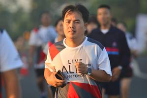 BIB: 
                            <button type="button" onclick="openModal(6414386)" class="btn btn-primary btn-sm float-right btn-popup" data-toggle="modal" data-target=".modal-high-quality">
                        <i class="fas fa-shopping-cart"></i> Add to Cart
                    </button>
                                            <button type="button" onclick="isThisMe(6414386, true)" class="btn btn-success btn-sm float-right btn-popup btn-isme hidden" data-toggle="tooltip" data-placement="bottom" title="นี่คือรูปของคุณใช่ไหม คลิกที่นี่เพื่อเอาเข้าอัลบั้ม">
                        <i class="fas fa-plus"></i> Add to album
                    </button>
                    <button type="button" onclick="isThisMe(6414386, false)" class="btn btn-warning btn-sm float-right btn-popup btn-isnotme hidden">
                        <i class="fas fa-ban"></i> Remove from album
                    </button>