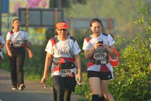 BIB: 6979, 7479
                            <button type="button" onclick="openModal(6402385)" class="btn btn-primary btn-sm float-right btn-popup" data-toggle="modal" data-target=".modal-high-quality">
                        <i class="fas fa-shopping-cart"></i> Add to Cart
                    </button>
                                            <button type="button" onclick="isThisMe(6402385, true)" class="btn btn-success btn-sm float-right btn-popup btn-isme hidden" data-toggle="tooltip" data-placement="bottom" title="นี่คือรูปของคุณใช่ไหม คลิกที่นี่เพื่อเอาเข้าอัลบั้ม">
                        <i class="fas fa-plus"></i> Add to album
                    </button>
                    <button type="button" onclick="isThisMe(6402385, false)" class="btn btn-warning btn-sm float-right btn-popup btn-isnotme hidden">
                        <i class="fas fa-ban"></i> Remove from album
                    </button>