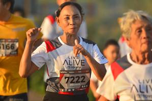 BIB: 166, 7222
                            <button type="button" onclick="openModal(6418403)" class="btn btn-primary btn-sm float-right btn-popup" data-toggle="modal" data-target=".modal-high-quality">
                        <i class="fas fa-shopping-cart"></i> Add to Cart
                    </button>
                                            <button type="button" onclick="isThisMe(6418403, true)" class="btn btn-success btn-sm float-right btn-popup btn-isme hidden" data-toggle="tooltip" data-placement="bottom" title="นี่คือรูปของคุณใช่ไหม คลิกที่นี่เพื่อเอาเข้าอัลบั้ม">
                        <i class="fas fa-plus"></i> Add to album
                    </button>
                    <button type="button" onclick="isThisMe(6418403, false)" class="btn btn-warning btn-sm float-right btn-popup btn-isnotme hidden">
                        <i class="fas fa-ban"></i> Remove from album
                    </button>