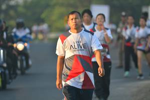 BIB: 
                            <button type="button" onclick="openModal(6416485)" class="btn btn-primary btn-sm float-right btn-popup" data-toggle="modal" data-target=".modal-high-quality">
                        <i class="fas fa-shopping-cart"></i> Add to Cart
                    </button>
                                            <button type="button" onclick="isThisMe(6416485, true)" class="btn btn-success btn-sm float-right btn-popup btn-isme hidden" data-toggle="tooltip" data-placement="bottom" title="นี่คือรูปของคุณใช่ไหม คลิกที่นี่เพื่อเอาเข้าอัลบั้ม">
                        <i class="fas fa-plus"></i> Add to album
                    </button>
                    <button type="button" onclick="isThisMe(6416485, false)" class="btn btn-warning btn-sm float-right btn-popup btn-isnotme hidden">
                        <i class="fas fa-ban"></i> Remove from album
                    </button>