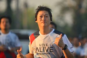 BIB: 
                            <button type="button" onclick="openModal(6413427)" class="btn btn-primary btn-sm float-right btn-popup" data-toggle="modal" data-target=".modal-high-quality">
                        <i class="fas fa-shopping-cart"></i> Add to Cart
                    </button>
                                            <button type="button" onclick="isThisMe(6413427, true)" class="btn btn-success btn-sm float-right btn-popup btn-isme hidden" data-toggle="tooltip" data-placement="bottom" title="นี่คือรูปของคุณใช่ไหม คลิกที่นี่เพื่อเอาเข้าอัลบั้ม">
                        <i class="fas fa-plus"></i> Add to album
                    </button>
                    <button type="button" onclick="isThisMe(6413427, false)" class="btn btn-warning btn-sm float-right btn-popup btn-isnotme hidden">
                        <i class="fas fa-ban"></i> Remove from album
                    </button>