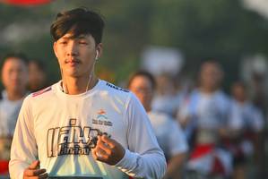 BIB: 
                            <button type="button" onclick="openModal(6415894)" class="btn btn-primary btn-sm float-right btn-popup" data-toggle="modal" data-target=".modal-high-quality">
                        <i class="fas fa-shopping-cart"></i> Add to Cart
                    </button>
                                            <button type="button" onclick="isThisMe(6415894, true)" class="btn btn-success btn-sm float-right btn-popup btn-isme hidden" data-toggle="tooltip" data-placement="bottom" title="นี่คือรูปของคุณใช่ไหม คลิกที่นี่เพื่อเอาเข้าอัลบั้ม">
                        <i class="fas fa-plus"></i> Add to album
                    </button>
                    <button type="button" onclick="isThisMe(6415894, false)" class="btn btn-warning btn-sm float-right btn-popup btn-isnotme hidden">
                        <i class="fas fa-ban"></i> Remove from album
                    </button>