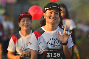 BIB: 3136
                            <button type="button" onclick="openModal(6403999)" class="btn btn-primary btn-sm float-right btn-popup" data-toggle="modal" data-target=".modal-high-quality">
                        <i class="fas fa-shopping-cart"></i> Add to Cart
                    </button>
                                            <button type="button" onclick="isThisMe(6403999, true)" class="btn btn-success btn-sm float-right btn-popup btn-isme hidden" data-toggle="tooltip" data-placement="bottom" title="นี่คือรูปของคุณใช่ไหม คลิกที่นี่เพื่อเอาเข้าอัลบั้ม">
                        <i class="fas fa-plus"></i> Add to album
                    </button>
                    <button type="button" onclick="isThisMe(6403999, false)" class="btn btn-warning btn-sm float-right btn-popup btn-isnotme hidden">
                        <i class="fas fa-ban"></i> Remove from album
                    </button>