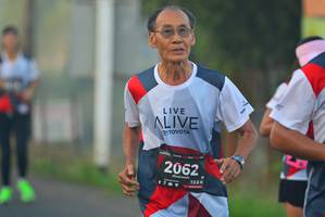 BIB: 2062, 128
                            <button type="button" onclick="openModal(6403449)" class="btn btn-primary btn-sm float-right btn-popup" data-toggle="modal" data-target=".modal-high-quality">
                        <i class="fas fa-shopping-cart"></i> Add to Cart
                    </button>
                                            <button type="button" onclick="isThisMe(6403449, true)" class="btn btn-success btn-sm float-right btn-popup btn-isme hidden" data-toggle="tooltip" data-placement="bottom" title="นี่คือรูปของคุณใช่ไหม คลิกที่นี่เพื่อเอาเข้าอัลบั้ม">
                        <i class="fas fa-plus"></i> Add to album
                    </button>
                    <button type="button" onclick="isThisMe(6403449, false)" class="btn btn-warning btn-sm float-right btn-popup btn-isnotme hidden">
                        <i class="fas fa-ban"></i> Remove from album
                    </button>