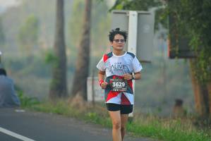 BIB: 3629
                            <button type="button" onclick="openModal(6403024)" class="btn btn-primary btn-sm float-right btn-popup" data-toggle="modal" data-target=".modal-high-quality">
                        <i class="fas fa-shopping-cart"></i> Add to Cart
                    </button>
                                            <button type="button" onclick="isThisMe(6403024, true)" class="btn btn-success btn-sm float-right btn-popup btn-isme hidden" data-toggle="tooltip" data-placement="bottom" title="นี่คือรูปของคุณใช่ไหม คลิกที่นี่เพื่อเอาเข้าอัลบั้ม">
                        <i class="fas fa-plus"></i> Add to album
                    </button>
                    <button type="button" onclick="isThisMe(6403024, false)" class="btn btn-warning btn-sm float-right btn-popup btn-isnotme hidden">
                        <i class="fas fa-ban"></i> Remove from album
                    </button>