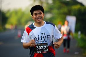 BIB: 3037, 128
                            <button type="button" onclick="openModal(6388043)" class="btn btn-primary btn-sm float-right btn-popup" data-toggle="modal" data-target=".modal-high-quality">
                        <i class="fas fa-shopping-cart"></i> Add to Cart
                    </button>
                                            <button type="button" onclick="isThisMe(6388043, true)" class="btn btn-success btn-sm float-right btn-popup btn-isme hidden" data-toggle="tooltip" data-placement="bottom" title="นี่คือรูปของคุณใช่ไหม คลิกที่นี่เพื่อเอาเข้าอัลบั้ม">
                        <i class="fas fa-plus"></i> Add to album
                    </button>
                    <button type="button" onclick="isThisMe(6388043, false)" class="btn btn-warning btn-sm float-right btn-popup btn-isnotme hidden">
                        <i class="fas fa-ban"></i> Remove from album
                    </button>