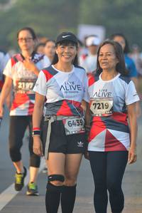 BIB: 2197, 7219, 6435
                            <button type="button" onclick="openModal(6412714)" class="btn btn-primary btn-sm float-right btn-popup" data-toggle="modal" data-target=".modal-high-quality">
                        <i class="fas fa-shopping-cart"></i> Add to Cart
                    </button>
                                            <button type="button" onclick="isThisMe(6412714, true)" class="btn btn-success btn-sm float-right btn-popup btn-isme hidden" data-toggle="tooltip" data-placement="bottom" title="นี่คือรูปของคุณใช่ไหม คลิกที่นี่เพื่อเอาเข้าอัลบั้ม">
                        <i class="fas fa-plus"></i> Add to album
                    </button>
                    <button type="button" onclick="isThisMe(6412714, false)" class="btn btn-warning btn-sm float-right btn-popup btn-isnotme hidden">
                        <i class="fas fa-ban"></i> Remove from album
                    </button>