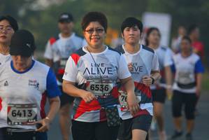 BIB: 6413
                            <button type="button" onclick="openModal(6413714)" class="btn btn-primary btn-sm float-right btn-popup" data-toggle="modal" data-target=".modal-high-quality">
                        <i class="fas fa-shopping-cart"></i> Add to Cart
                    </button>
                                            <button type="button" onclick="isThisMe(6413714, true)" class="btn btn-success btn-sm float-right btn-popup btn-isme hidden" data-toggle="tooltip" data-placement="bottom" title="นี่คือรูปของคุณใช่ไหม คลิกที่นี่เพื่อเอาเข้าอัลบั้ม">
                        <i class="fas fa-plus"></i> Add to album
                    </button>
                    <button type="button" onclick="isThisMe(6413714, false)" class="btn btn-warning btn-sm float-right btn-popup btn-isnotme hidden">
                        <i class="fas fa-ban"></i> Remove from album
                    </button>