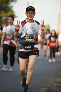 BIB: 6325
                            <button type="button" onclick="openModal(6385788)" class="btn btn-primary btn-sm float-right btn-popup" data-toggle="modal" data-target=".modal-high-quality">
                        <i class="fas fa-shopping-cart"></i> Add to Cart
                    </button>
                                            <button type="button" onclick="isThisMe(6385788, true)" class="btn btn-success btn-sm float-right btn-popup btn-isme hidden" data-toggle="tooltip" data-placement="bottom" title="นี่คือรูปของคุณใช่ไหม คลิกที่นี่เพื่อเอาเข้าอัลบั้ม">
                        <i class="fas fa-plus"></i> Add to album
                    </button>
                    <button type="button" onclick="isThisMe(6385788, false)" class="btn btn-warning btn-sm float-right btn-popup btn-isnotme hidden">
                        <i class="fas fa-ban"></i> Remove from album
                    </button>