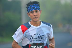 BIB: 2019, 3045
                            <button type="button" onclick="openModal(6395317)" class="btn btn-primary btn-sm float-right btn-popup" data-toggle="modal" data-target=".modal-high-quality">
                        <i class="fas fa-shopping-cart"></i> Add to Cart
                    </button>
                                            <button type="button" onclick="isThisMe(6395317, true)" class="btn btn-success btn-sm float-right btn-popup btn-isme hidden" data-toggle="tooltip" data-placement="bottom" title="นี่คือรูปของคุณใช่ไหม คลิกที่นี่เพื่อเอาเข้าอัลบั้ม">
                        <i class="fas fa-plus"></i> Add to album
                    </button>
                    <button type="button" onclick="isThisMe(6395317, false)" class="btn btn-warning btn-sm float-right btn-popup btn-isnotme hidden">
                        <i class="fas fa-ban"></i> Remove from album
                    </button>