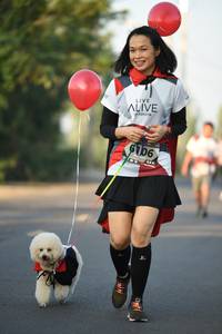 BIB: 6106
                            <button type="button" onclick="openModal(6387415)" class="btn btn-primary btn-sm float-right btn-popup" data-toggle="modal" data-target=".modal-high-quality">
                        <i class="fas fa-shopping-cart"></i> Add to Cart
                    </button>
                                            <button type="button" onclick="isThisMe(6387415, true)" class="btn btn-success btn-sm float-right btn-popup btn-isme hidden" data-toggle="tooltip" data-placement="bottom" title="นี่คือรูปของคุณใช่ไหม คลิกที่นี่เพื่อเอาเข้าอัลบั้ม">
                        <i class="fas fa-plus"></i> Add to album
                    </button>
                    <button type="button" onclick="isThisMe(6387415, false)" class="btn btn-warning btn-sm float-right btn-popup btn-isnotme hidden">
                        <i class="fas fa-ban"></i> Remove from album
                    </button>