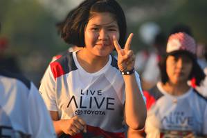 BIB: 
                            <button type="button" onclick="openModal(6413540)" class="btn btn-primary btn-sm float-right btn-popup" data-toggle="modal" data-target=".modal-high-quality">
                        <i class="fas fa-shopping-cart"></i> Add to Cart
                    </button>
                                            <button type="button" onclick="isThisMe(6413540, true)" class="btn btn-success btn-sm float-right btn-popup btn-isme hidden" data-toggle="tooltip" data-placement="bottom" title="นี่คือรูปของคุณใช่ไหม คลิกที่นี่เพื่อเอาเข้าอัลบั้ม">
                        <i class="fas fa-plus"></i> Add to album
                    </button>
                    <button type="button" onclick="isThisMe(6413540, false)" class="btn btn-warning btn-sm float-right btn-popup btn-isnotme hidden">
                        <i class="fas fa-ban"></i> Remove from album
                    </button>