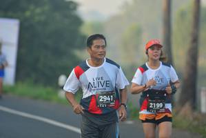 BIB: 2941, 124, 2199
                            <button type="button" onclick="openModal(6412314)" class="btn btn-primary btn-sm float-right btn-popup" data-toggle="modal" data-target=".modal-high-quality">
                        <i class="fas fa-shopping-cart"></i> Add to Cart
                    </button>
                                            <button type="button" onclick="isThisMe(6412314, true)" class="btn btn-success btn-sm float-right btn-popup btn-isme hidden" data-toggle="tooltip" data-placement="bottom" title="นี่คือรูปของคุณใช่ไหม คลิกที่นี่เพื่อเอาเข้าอัลบั้ม">
                        <i class="fas fa-plus"></i> Add to album
                    </button>
                    <button type="button" onclick="isThisMe(6412314, false)" class="btn btn-warning btn-sm float-right btn-popup btn-isnotme hidden">
                        <i class="fas fa-ban"></i> Remove from album
                    </button>