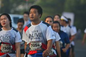 BIB: 7054, 7308
                            <button type="button" onclick="openModal(6413451)" class="btn btn-primary btn-sm float-right btn-popup" data-toggle="modal" data-target=".modal-high-quality">
                        <i class="fas fa-shopping-cart"></i> Add to Cart
                    </button>
                                            <button type="button" onclick="isThisMe(6413451, true)" class="btn btn-success btn-sm float-right btn-popup btn-isme hidden" data-toggle="tooltip" data-placement="bottom" title="นี่คือรูปของคุณใช่ไหม คลิกที่นี่เพื่อเอาเข้าอัลบั้ม">
                        <i class="fas fa-plus"></i> Add to album
                    </button>
                    <button type="button" onclick="isThisMe(6413451, false)" class="btn btn-warning btn-sm float-right btn-popup btn-isnotme hidden">
                        <i class="fas fa-ban"></i> Remove from album
                    </button>