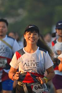 BIB: 6435
                            <button type="button" onclick="openModal(6412678)" class="btn btn-primary btn-sm float-right btn-popup" data-toggle="modal" data-target=".modal-high-quality">
                        <i class="fas fa-shopping-cart"></i> Add to Cart
                    </button>
                                            <button type="button" onclick="isThisMe(6412678, true)" class="btn btn-success btn-sm float-right btn-popup btn-isme hidden" data-toggle="tooltip" data-placement="bottom" title="นี่คือรูปของคุณใช่ไหม คลิกที่นี่เพื่อเอาเข้าอัลบั้ม">
                        <i class="fas fa-plus"></i> Add to album
                    </button>
                    <button type="button" onclick="isThisMe(6412678, false)" class="btn btn-warning btn-sm float-right btn-popup btn-isnotme hidden">
                        <i class="fas fa-ban"></i> Remove from album
                    </button>