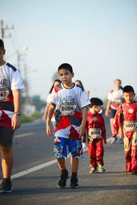 BIB: 8004, 8001, 8005
                            <button type="button" onclick="openModal(6462339)" class="btn btn-primary btn-sm float-right btn-popup" data-toggle="modal" data-target=".modal-high-quality">
                        <i class="fas fa-shopping-cart"></i> Add to Cart
                    </button>
                                            <button type="button" onclick="isThisMe(6462339, true)" class="btn btn-success btn-sm float-right btn-popup btn-isme hidden" data-toggle="tooltip" data-placement="bottom" title="นี่คือรูปของคุณใช่ไหม คลิกที่นี่เพื่อเอาเข้าอัลบั้ม">
                        <i class="fas fa-plus"></i> Add to album
                    </button>
                    <button type="button" onclick="isThisMe(6462339, false)" class="btn btn-warning btn-sm float-right btn-popup btn-isnotme hidden">
                        <i class="fas fa-ban"></i> Remove from album
                    </button>