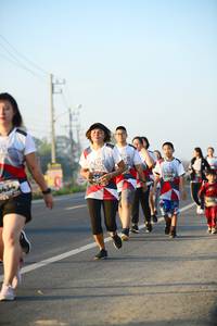 BIB: 434, 3004, 005
                            <button type="button" onclick="openModal(6462331)" class="btn btn-primary btn-sm float-right btn-popup" data-toggle="modal" data-target=".modal-high-quality">
                        <i class="fas fa-shopping-cart"></i> Add to Cart
                    </button>
                                            <button type="button" onclick="isThisMe(6462331, true)" class="btn btn-success btn-sm float-right btn-popup btn-isme hidden" data-toggle="tooltip" data-placement="bottom" title="นี่คือรูปของคุณใช่ไหม คลิกที่นี่เพื่อเอาเข้าอัลบั้ม">
                        <i class="fas fa-plus"></i> Add to album
                    </button>
                    <button type="button" onclick="isThisMe(6462331, false)" class="btn btn-warning btn-sm float-right btn-popup btn-isnotme hidden">
                        <i class="fas fa-ban"></i> Remove from album
                    </button>