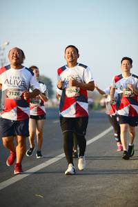 BIB: 296, 7043, 7126, 278
                            <button type="button" onclick="openModal(6464389)" class="btn btn-primary btn-sm float-right btn-popup" data-toggle="modal" data-target=".modal-high-quality">
                        <i class="fas fa-shopping-cart"></i> Add to Cart
                    </button>
                                            <button type="button" onclick="isThisMe(6464389, true)" class="btn btn-success btn-sm float-right btn-popup btn-isme hidden" data-toggle="tooltip" data-placement="bottom" title="นี่คือรูปของคุณใช่ไหม คลิกที่นี่เพื่อเอาเข้าอัลบั้ม">
                        <i class="fas fa-plus"></i> Add to album
                    </button>
                    <button type="button" onclick="isThisMe(6464389, false)" class="btn btn-warning btn-sm float-right btn-popup btn-isnotme hidden">
                        <i class="fas fa-ban"></i> Remove from album
                    </button>