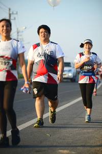 BIB: 197, 2640
                            <button type="button" onclick="openModal(6464557)" class="btn btn-primary btn-sm float-right btn-popup" data-toggle="modal" data-target=".modal-high-quality">
                        <i class="fas fa-shopping-cart"></i> Add to Cart
                    </button>
                                            <button type="button" onclick="isThisMe(6464557, true)" class="btn btn-success btn-sm float-right btn-popup btn-isme hidden" data-toggle="tooltip" data-placement="bottom" title="นี่คือรูปของคุณใช่ไหม คลิกที่นี่เพื่อเอาเข้าอัลบั้ม">
                        <i class="fas fa-plus"></i> Add to album
                    </button>
                    <button type="button" onclick="isThisMe(6464557, false)" class="btn btn-warning btn-sm float-right btn-popup btn-isnotme hidden">
                        <i class="fas fa-ban"></i> Remove from album
                    </button>