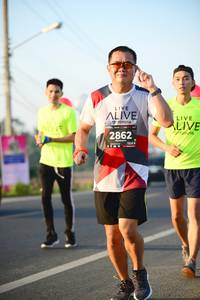 BIB: 2862, 128
                            <button type="button" onclick="openModal(6462110)" class="btn btn-primary btn-sm float-right btn-popup" data-toggle="modal" data-target=".modal-high-quality">
                        <i class="fas fa-shopping-cart"></i> Add to Cart
                    </button>
                                            <button type="button" onclick="isThisMe(6462110, true)" class="btn btn-success btn-sm float-right btn-popup btn-isme hidden" data-toggle="tooltip" data-placement="bottom" title="นี่คือรูปของคุณใช่ไหม คลิกที่นี่เพื่อเอาเข้าอัลบั้ม">
                        <i class="fas fa-plus"></i> Add to album
                    </button>
                    <button type="button" onclick="isThisMe(6462110, false)" class="btn btn-warning btn-sm float-right btn-popup btn-isnotme hidden">
                        <i class="fas fa-ban"></i> Remove from album
                    </button>