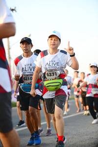 BIB: 6371, 6210
                            <button type="button" onclick="openModal(6458237)" class="btn btn-primary btn-sm float-right btn-popup" data-toggle="modal" data-target=".modal-high-quality">
                        <i class="fas fa-shopping-cart"></i> Add to Cart
                    </button>
                                            <button type="button" onclick="isThisMe(6458237, true)" class="btn btn-success btn-sm float-right btn-popup btn-isme hidden" data-toggle="tooltip" data-placement="bottom" title="นี่คือรูปของคุณใช่ไหม คลิกที่นี่เพื่อเอาเข้าอัลบั้ม">
                        <i class="fas fa-plus"></i> Add to album
                    </button>
                    <button type="button" onclick="isThisMe(6458237, false)" class="btn btn-warning btn-sm float-right btn-popup btn-isnotme hidden">
                        <i class="fas fa-ban"></i> Remove from album
                    </button>