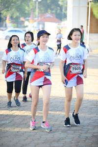 BIB: 7506, 7505
                            <button type="button" onclick="openModal(6465579)" class="btn btn-primary btn-sm float-right btn-popup" data-toggle="modal" data-target=".modal-high-quality">
                        <i class="fas fa-shopping-cart"></i> Add to Cart
                    </button>
                                            <button type="button" onclick="isThisMe(6465579, true)" class="btn btn-success btn-sm float-right btn-popup btn-isme hidden" data-toggle="tooltip" data-placement="bottom" title="นี่คือรูปของคุณใช่ไหม คลิกที่นี่เพื่อเอาเข้าอัลบั้ม">
                        <i class="fas fa-plus"></i> Add to album
                    </button>
                    <button type="button" onclick="isThisMe(6465579, false)" class="btn btn-warning btn-sm float-right btn-popup btn-isnotme hidden">
                        <i class="fas fa-ban"></i> Remove from album
                    </button>