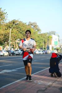 BIB: 043
                            <button type="button" onclick="openModal(6465084)" class="btn btn-primary btn-sm float-right btn-popup" data-toggle="modal" data-target=".modal-high-quality">
                        <i class="fas fa-shopping-cart"></i> Add to Cart
                    </button>
                                            <button type="button" onclick="isThisMe(6465084, true)" class="btn btn-success btn-sm float-right btn-popup btn-isme hidden" data-toggle="tooltip" data-placement="bottom" title="นี่คือรูปของคุณใช่ไหม คลิกที่นี่เพื่อเอาเข้าอัลบั้ม">
                        <i class="fas fa-plus"></i> Add to album
                    </button>
                    <button type="button" onclick="isThisMe(6465084, false)" class="btn btn-warning btn-sm float-right btn-popup btn-isnotme hidden">
                        <i class="fas fa-ban"></i> Remove from album
                    </button>