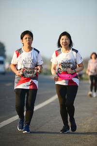 BIB: 7606, 7607
                            <button type="button" onclick="openModal(6464662)" class="btn btn-primary btn-sm float-right btn-popup" data-toggle="modal" data-target=".modal-high-quality">
                        <i class="fas fa-shopping-cart"></i> Add to Cart
                    </button>
                                            <button type="button" onclick="isThisMe(6464662, true)" class="btn btn-success btn-sm float-right btn-popup btn-isme hidden" data-toggle="tooltip" data-placement="bottom" title="นี่คือรูปของคุณใช่ไหม คลิกที่นี่เพื่อเอาเข้าอัลบั้ม">
                        <i class="fas fa-plus"></i> Add to album
                    </button>
                    <button type="button" onclick="isThisMe(6464662, false)" class="btn btn-warning btn-sm float-right btn-popup btn-isnotme hidden">
                        <i class="fas fa-ban"></i> Remove from album
                    </button>