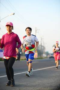 BIB: 6218
                            <button type="button" onclick="openModal(6458451)" class="btn btn-primary btn-sm float-right btn-popup" data-toggle="modal" data-target=".modal-high-quality">
                        <i class="fas fa-shopping-cart"></i> Add to Cart
                    </button>
                                            <button type="button" onclick="isThisMe(6458451, true)" class="btn btn-success btn-sm float-right btn-popup btn-isme hidden" data-toggle="tooltip" data-placement="bottom" title="นี่คือรูปของคุณใช่ไหม คลิกที่นี่เพื่อเอาเข้าอัลบั้ม">
                        <i class="fas fa-plus"></i> Add to album
                    </button>
                    <button type="button" onclick="isThisMe(6458451, false)" class="btn btn-warning btn-sm float-right btn-popup btn-isnotme hidden">
                        <i class="fas fa-ban"></i> Remove from album
                    </button>