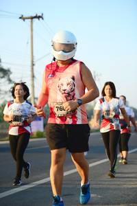 BIB: 760, 301
                            <button type="button" onclick="openModal(6461700)" class="btn btn-primary btn-sm float-right btn-popup" data-toggle="modal" data-target=".modal-high-quality">
                        <i class="fas fa-shopping-cart"></i> Add to Cart
                    </button>
                                            <button type="button" onclick="isThisMe(6461700, true)" class="btn btn-success btn-sm float-right btn-popup btn-isme hidden" data-toggle="tooltip" data-placement="bottom" title="นี่คือรูปของคุณใช่ไหม คลิกที่นี่เพื่อเอาเข้าอัลบั้ม">
                        <i class="fas fa-plus"></i> Add to album
                    </button>
                    <button type="button" onclick="isThisMe(6461700, false)" class="btn btn-warning btn-sm float-right btn-popup btn-isnotme hidden">
                        <i class="fas fa-ban"></i> Remove from album
                    </button>