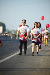 BIB: 7081, 752
                            <button type="button" onclick="openModal(6464716)" class="btn btn-primary btn-sm float-right btn-popup" data-toggle="modal" data-target=".modal-high-quality">
                        <i class="fas fa-shopping-cart"></i> Add to Cart
                    </button>
                                            <button type="button" onclick="isThisMe(6464716, true)" class="btn btn-success btn-sm float-right btn-popup btn-isme hidden" data-toggle="tooltip" data-placement="bottom" title="นี่คือรูปของคุณใช่ไหม คลิกที่นี่เพื่อเอาเข้าอัลบั้ม">
                        <i class="fas fa-plus"></i> Add to album
                    </button>
                    <button type="button" onclick="isThisMe(6464716, false)" class="btn btn-warning btn-sm float-right btn-popup btn-isnotme hidden">
                        <i class="fas fa-ban"></i> Remove from album
                    </button>