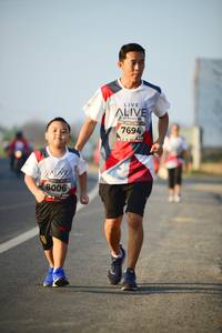 BIB: 7694, 8006
                            <button type="button" onclick="openModal(6464903)" class="btn btn-primary btn-sm float-right btn-popup" data-toggle="modal" data-target=".modal-high-quality">
                        <i class="fas fa-shopping-cart"></i> Add to Cart
                    </button>
                                            <button type="button" onclick="isThisMe(6464903, true)" class="btn btn-success btn-sm float-right btn-popup btn-isme hidden" data-toggle="tooltip" data-placement="bottom" title="นี่คือรูปของคุณใช่ไหม คลิกที่นี่เพื่อเอาเข้าอัลบั้ม">
                        <i class="fas fa-plus"></i> Add to album
                    </button>
                    <button type="button" onclick="isThisMe(6464903, false)" class="btn btn-warning btn-sm float-right btn-popup btn-isnotme hidden">
                        <i class="fas fa-ban"></i> Remove from album
                    </button>