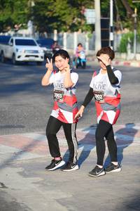 BIB: 902, 3903
                            <button type="button" onclick="openModal(6465386)" class="btn btn-primary btn-sm float-right btn-popup" data-toggle="modal" data-target=".modal-high-quality">
                        <i class="fas fa-shopping-cart"></i> Add to Cart
                    </button>
                                            <button type="button" onclick="isThisMe(6465386, true)" class="btn btn-success btn-sm float-right btn-popup btn-isme hidden" data-toggle="tooltip" data-placement="bottom" title="นี่คือรูปของคุณใช่ไหม คลิกที่นี่เพื่อเอาเข้าอัลบั้ม">
                        <i class="fas fa-plus"></i> Add to album
                    </button>
                    <button type="button" onclick="isThisMe(6465386, false)" class="btn btn-warning btn-sm float-right btn-popup btn-isnotme hidden">
                        <i class="fas fa-ban"></i> Remove from album
                    </button>