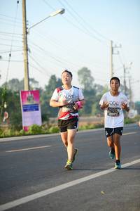 BIB: 402, 7820
                            <button type="button" onclick="openModal(6462319)" class="btn btn-primary btn-sm float-right btn-popup" data-toggle="modal" data-target=".modal-high-quality">
                        <i class="fas fa-shopping-cart"></i> Add to Cart
                    </button>
                                            <button type="button" onclick="isThisMe(6462319, true)" class="btn btn-success btn-sm float-right btn-popup btn-isme hidden" data-toggle="tooltip" data-placement="bottom" title="นี่คือรูปของคุณใช่ไหม คลิกที่นี่เพื่อเอาเข้าอัลบั้ม">
                        <i class="fas fa-plus"></i> Add to album
                    </button>
                    <button type="button" onclick="isThisMe(6462319, false)" class="btn btn-warning btn-sm float-right btn-popup btn-isnotme hidden">
                        <i class="fas fa-ban"></i> Remove from album
                    </button>